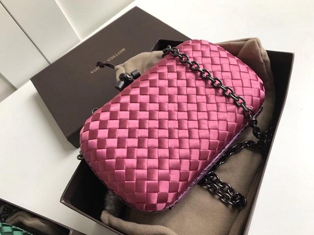 BV original silk chain knot clutch 498478 pink