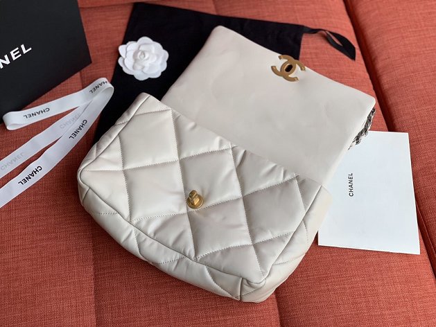 2020 CC original lambskin 19 large flap bag AS1161 white