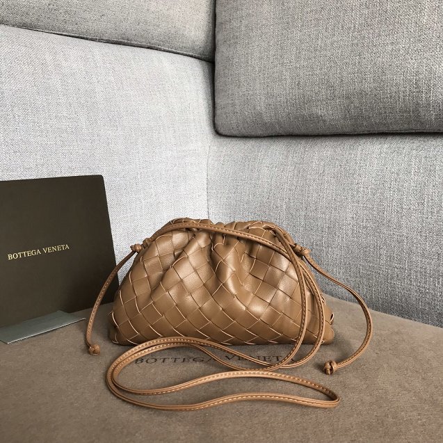 2020 BV original intrecciato lambskin small 20 pouch 585852 caramel