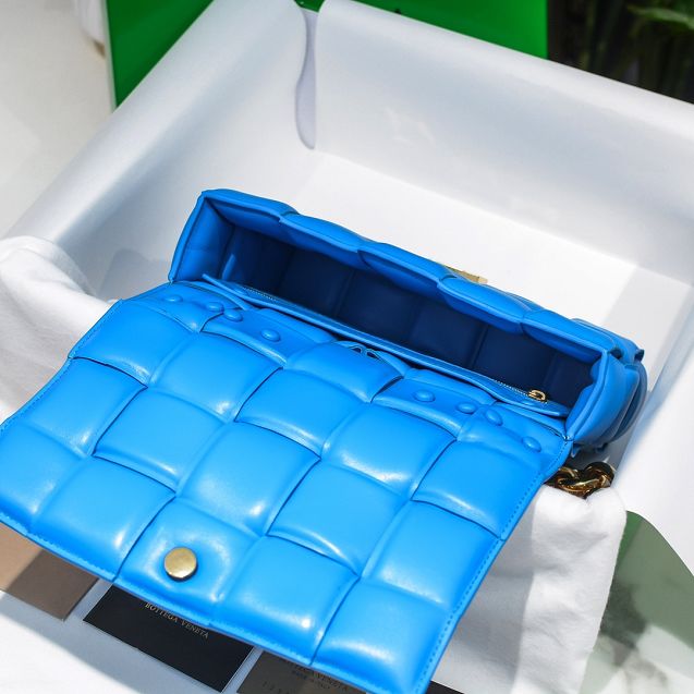 BV original lambskin chain cassette 631421 blue