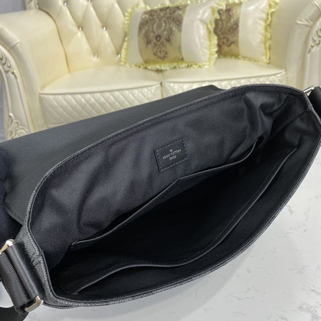 Louis vuitton original damier graphite district messenger bag mm N40350