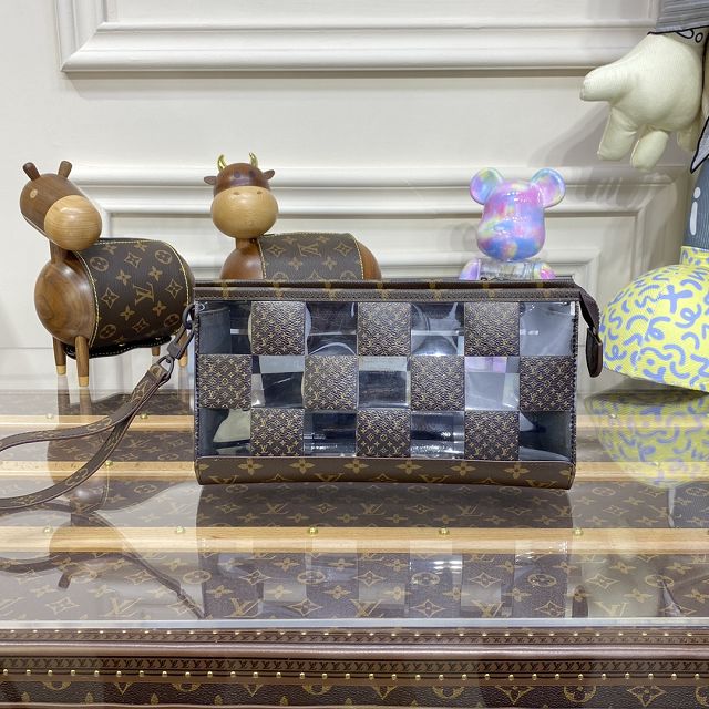 Louis vuitton original monogram canvas pouch M81588  