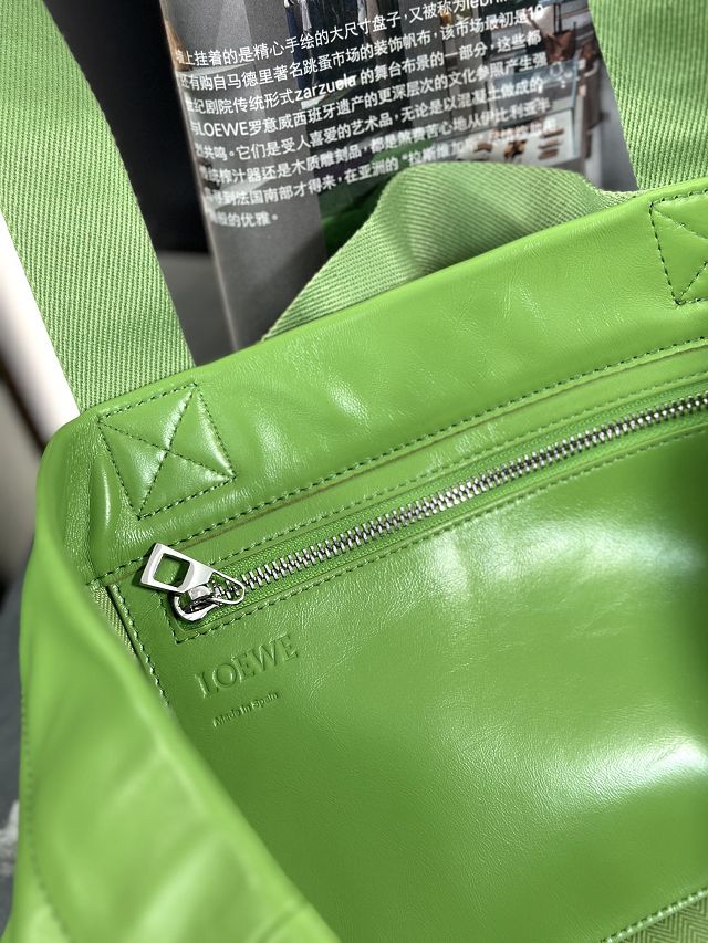 Loewe original calfskin fold shopper bag B507X23 green