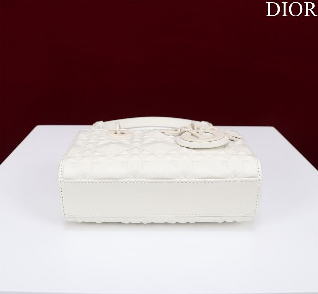 Dior original calfskin lady D-Joy micro bag S0910 white