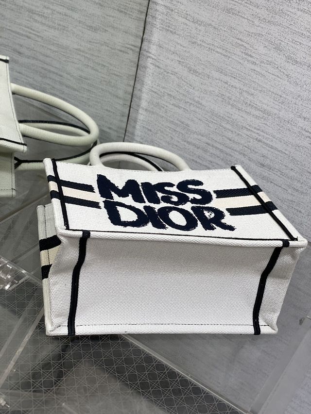 Dior original cotton small book tote bag M1265 white