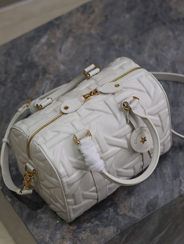 Dior original calfskin groove 25 bag M1365-2 white
