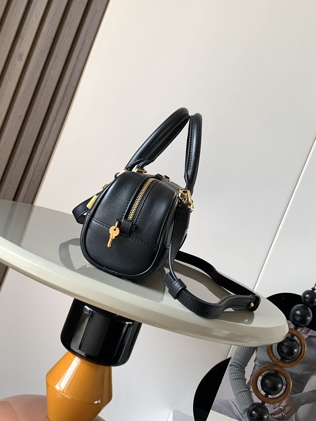 Loewe original calfskin amazona 23 cropped bag A039N23 black