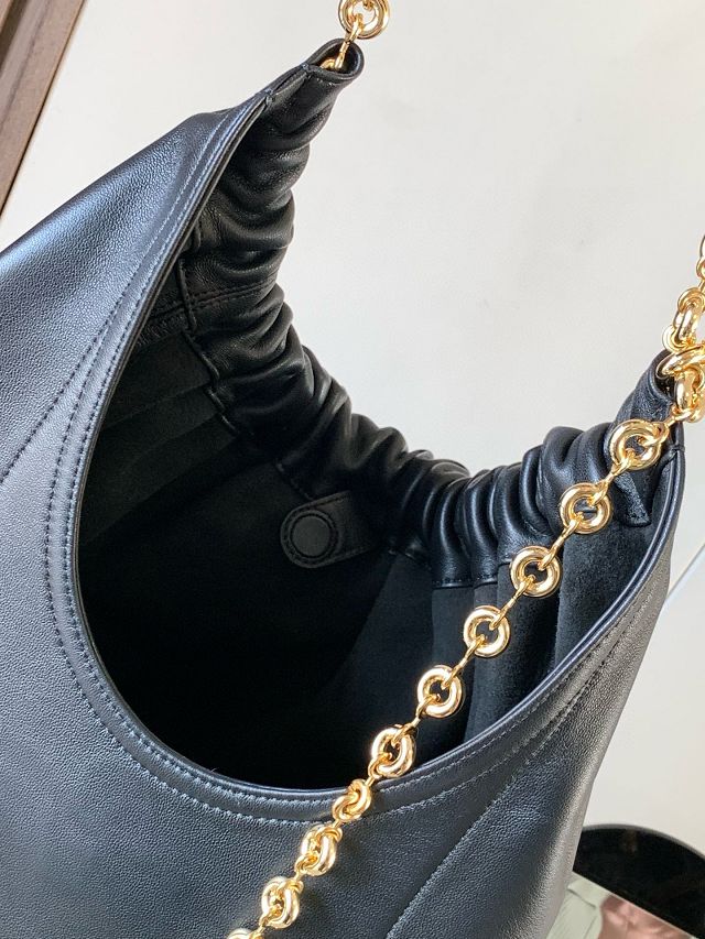 Loewe original lambskin medium squeeze bag A914Q37 black