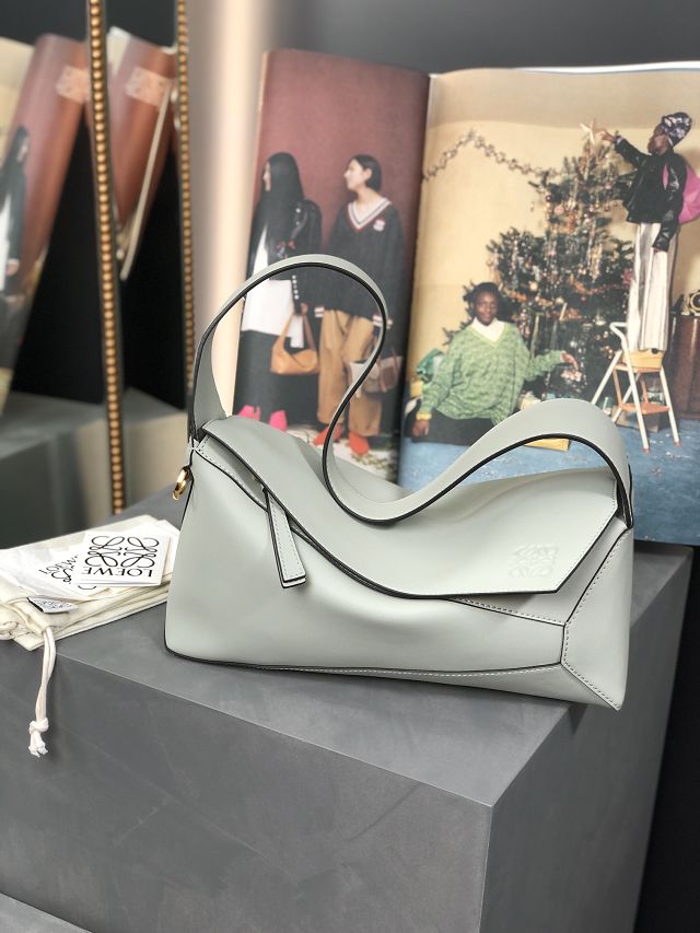 Loewe original calfskin puzzle hobo bag A510P50 light green