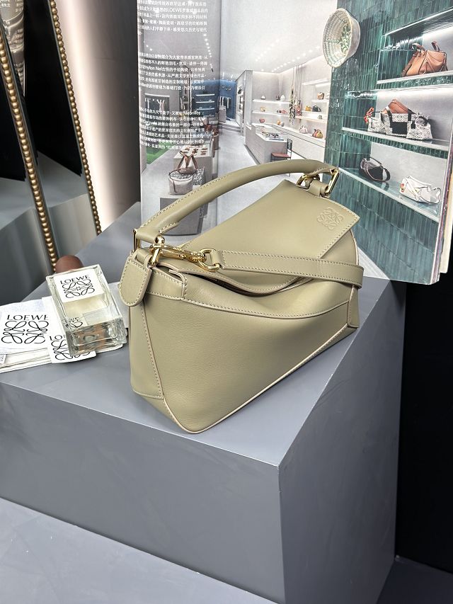 Loewe original calfskin small puzzle bag A510P60 olive