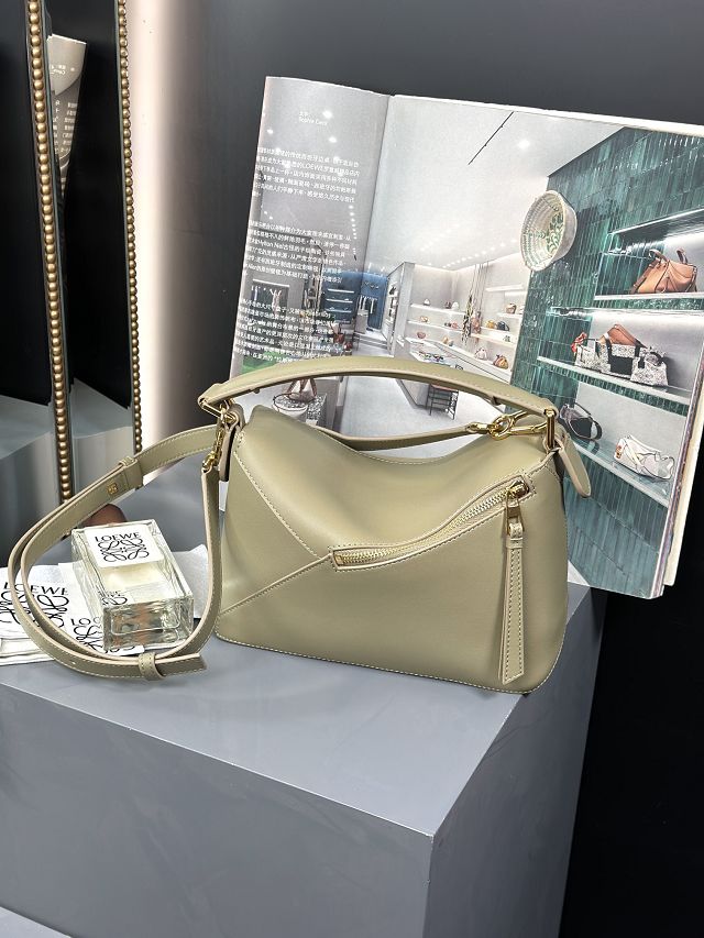 Loewe original calfskin small puzzle bag A510P60 olive