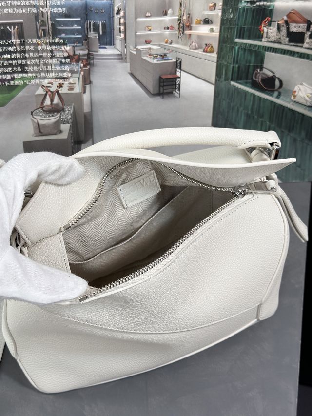 Loewe original grained calfskin small puzzle bag A510P60 white
