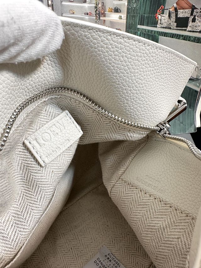 Loewe original grained calfskin small puzzle bag A510P60 white