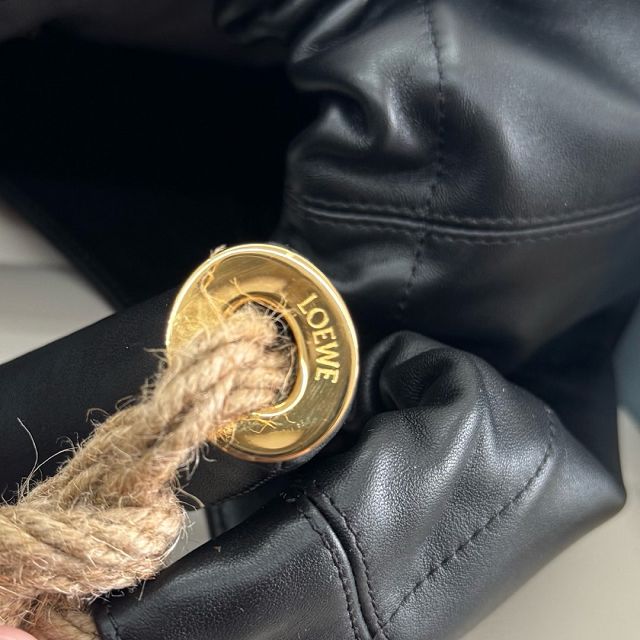 Loewe original lambskin large squeeze bag A914Q35 black