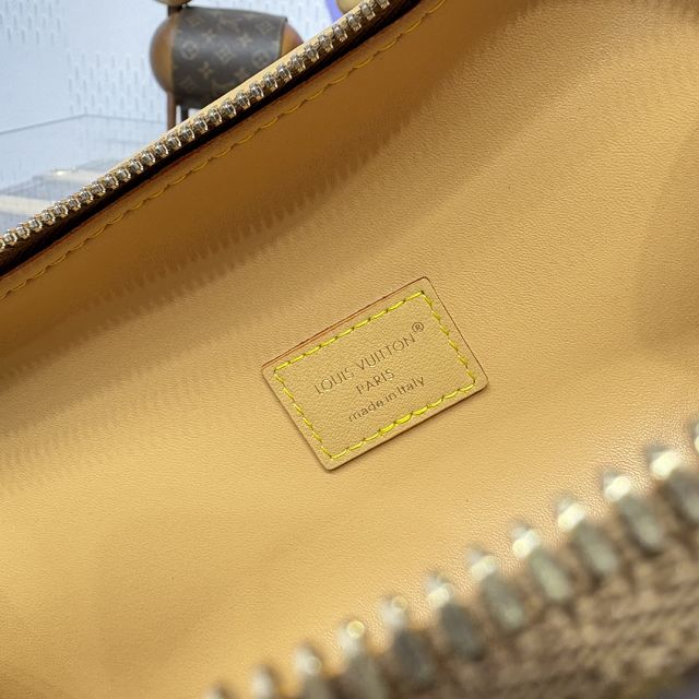 Louis vuitton original monogram canvas bone wearable wallet M12615