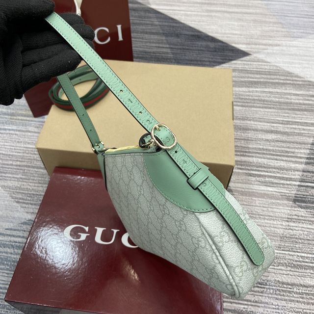 GG original canvas emblem small shoulder bag 815218 green