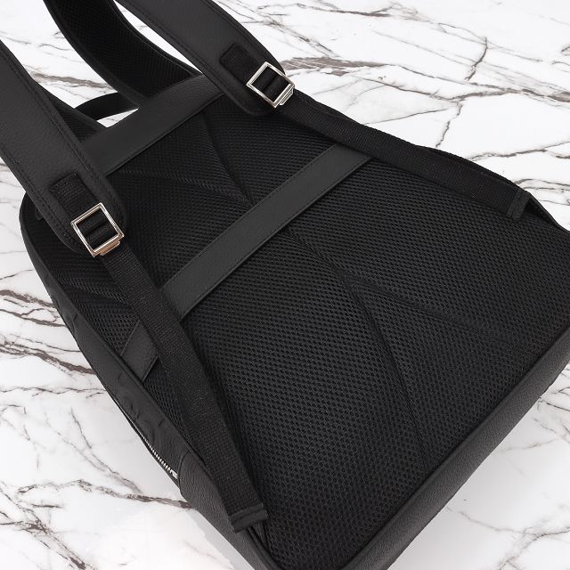 GG original calfskin medium backpack 766932 black