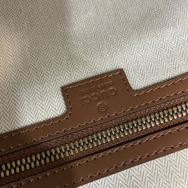 GG original canvas emblem medium duffle bag 821148 brown