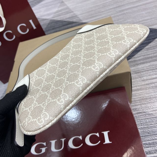 GG original canvas emblem small shoulder bag 820696 white