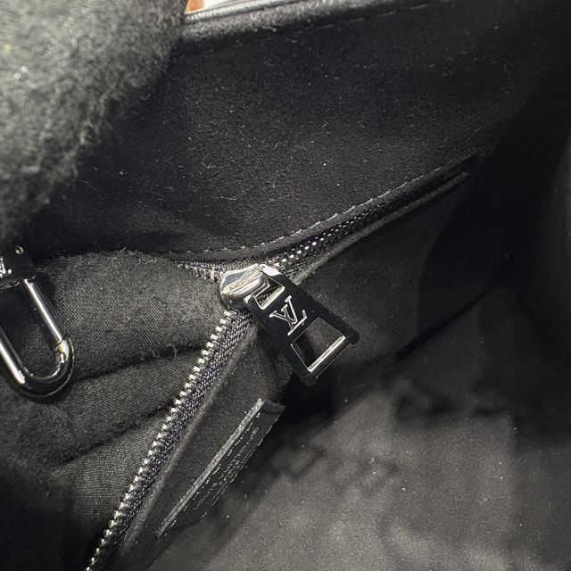 Louis vuitton original calfskin onthego PM M14576 black