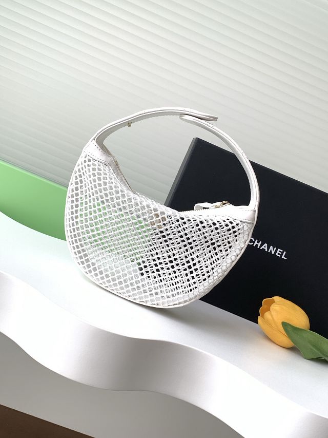 CC original mesh small pouch AP4575 white