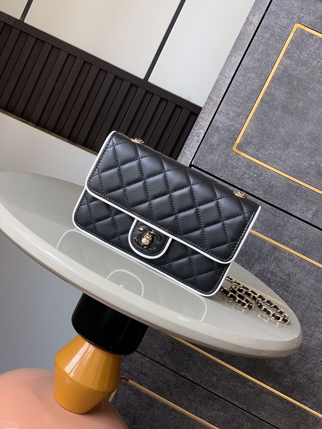 CC original lambskin wallet on chain AP4511 black