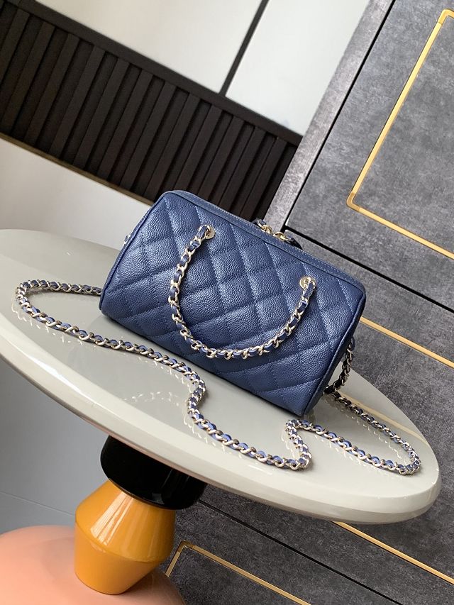 CC original grained calfskin clutch with chain AP4515 blue