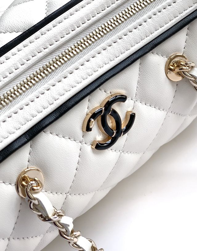 CC original lambskin clutch with chain AP4515 white&black