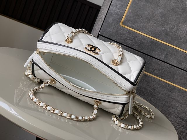 CC original lambskin clutch with chain AP4515 white&black