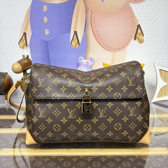 Louis vuitton monogram canvas hide away MM M14473