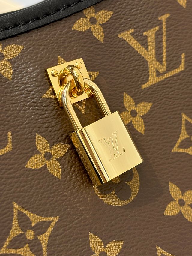 Louis vuitton monogram canvas the drop MM M12941 