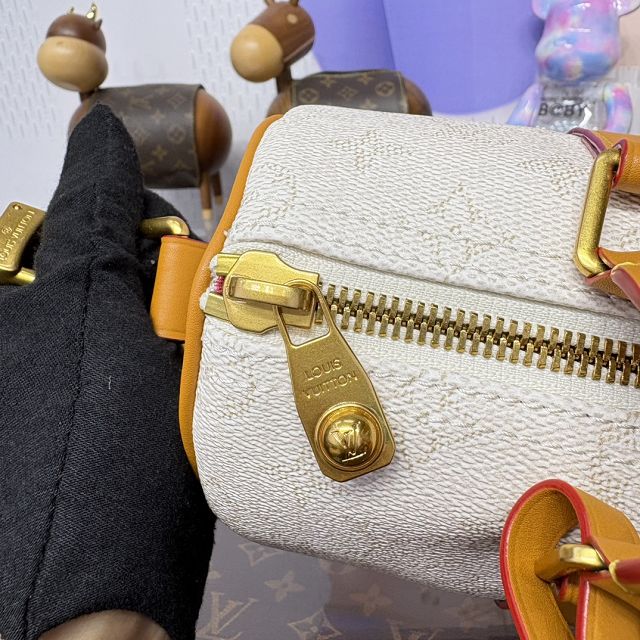 Louis vuitton original monogram canvas keepall 25 M15076 white