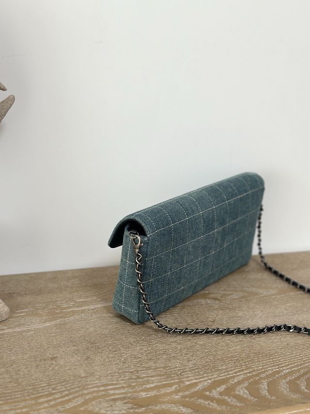 CC original denim clutch with chain AP3314 blue