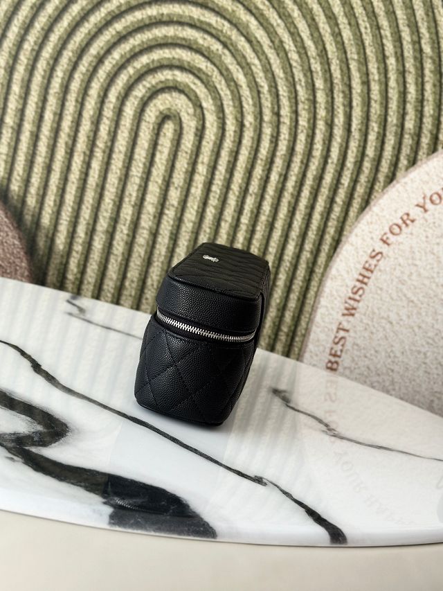 CC original grained calfskin vanity A31108 black