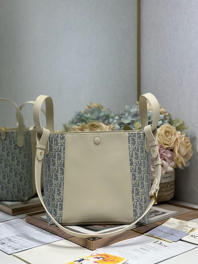 Dior original calfskin medium signature bucket bag M2841 blue&white