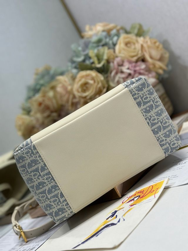 Dior original calfskin medium signature bucket bag M2841 blue&white