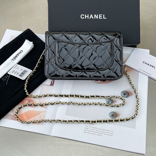 CC original patent calfskin wallet on chain AP0250 black