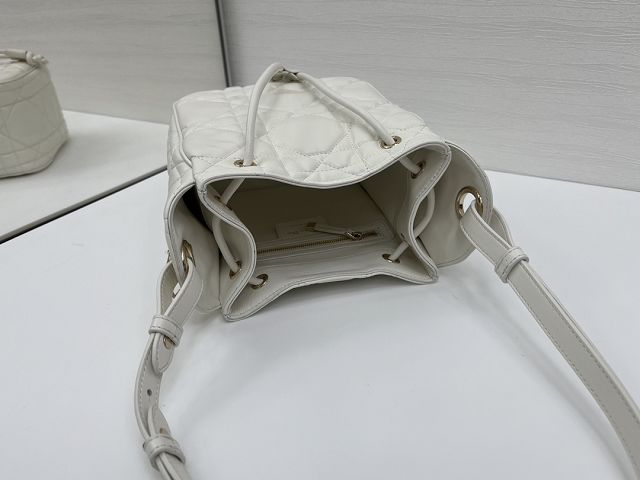 Dior original lambskin Small D-motion bag M2851 white