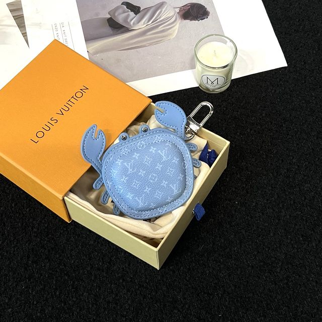 Louis vuitton original monogram canvas charm GI1159