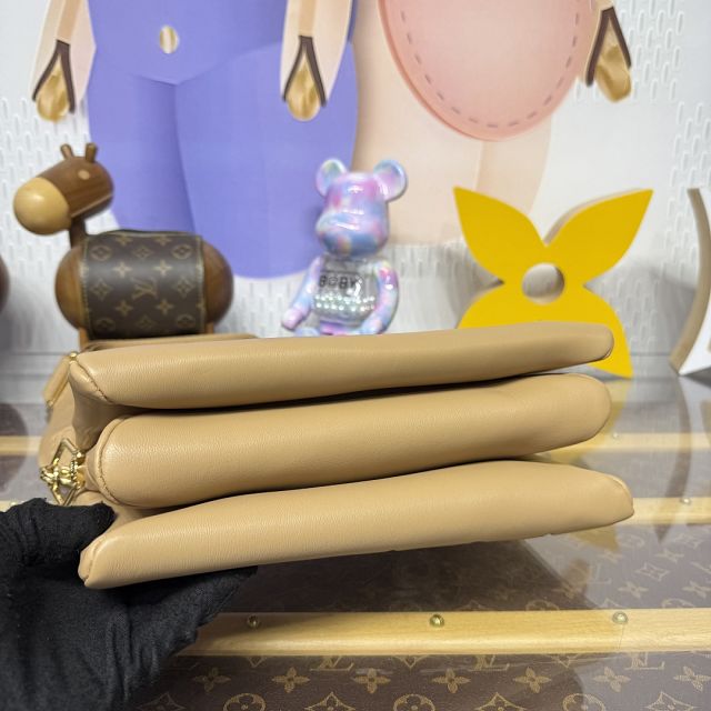 Louis vuitton original lambskin coussin pm bag M21261 apricot