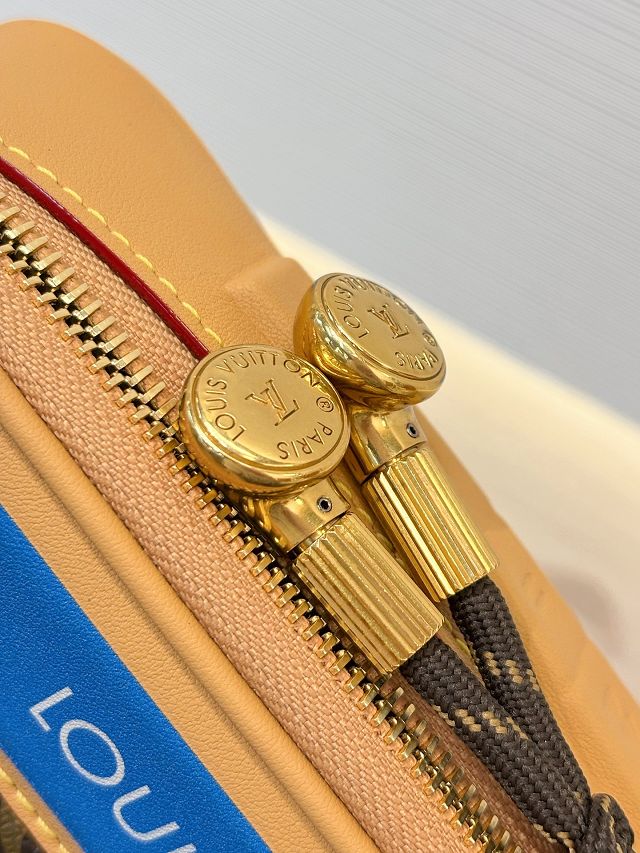 Louis vuitton original monogram canvas baladeur wearable wallet M14062