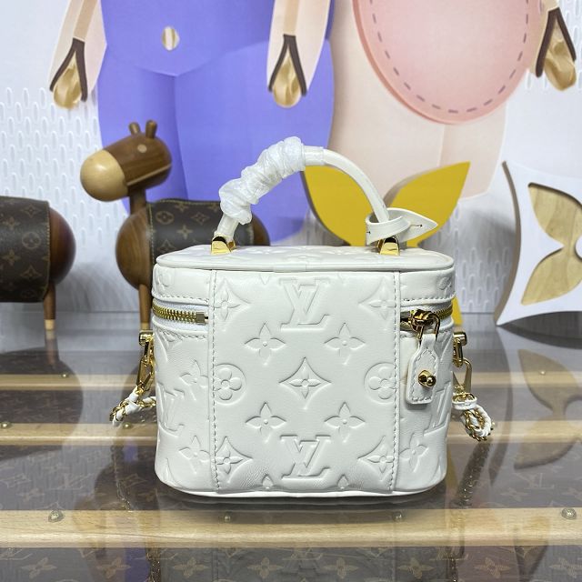 Louis vuitton original lambskin vanity chain pouch M28219 white