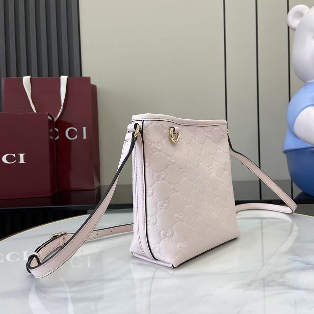 GG original calfskin emblem nano bucket bag 847090 pink