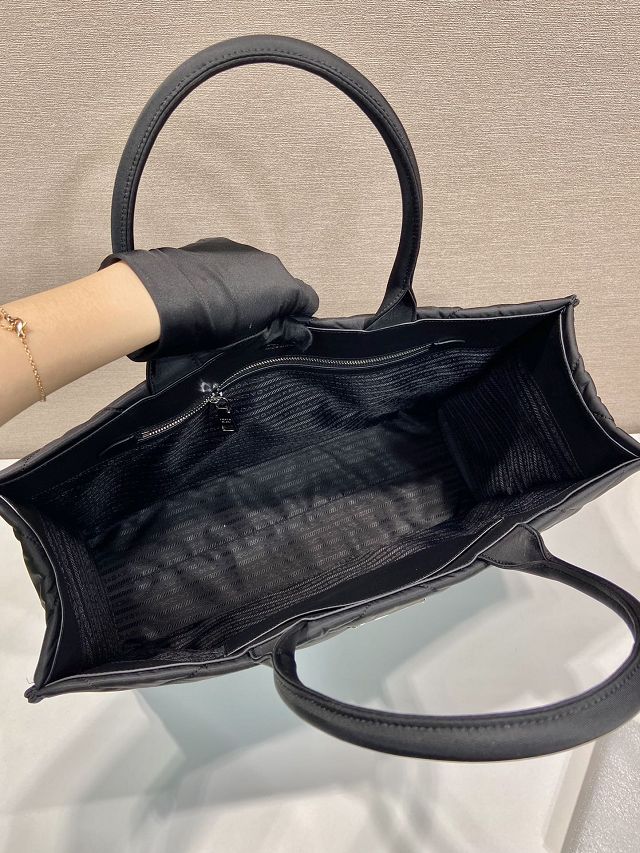 Prada original nylon tote handbag 2VG096 black