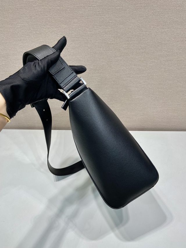 Prada original calfskin shoulder bag 2VH177 black
