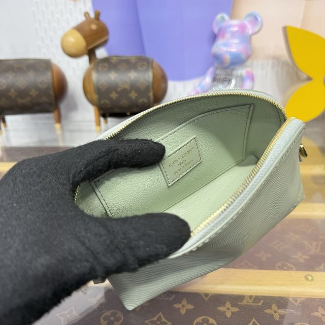 Louis vuitton original epi leather pochette cosmetique M15200 light green