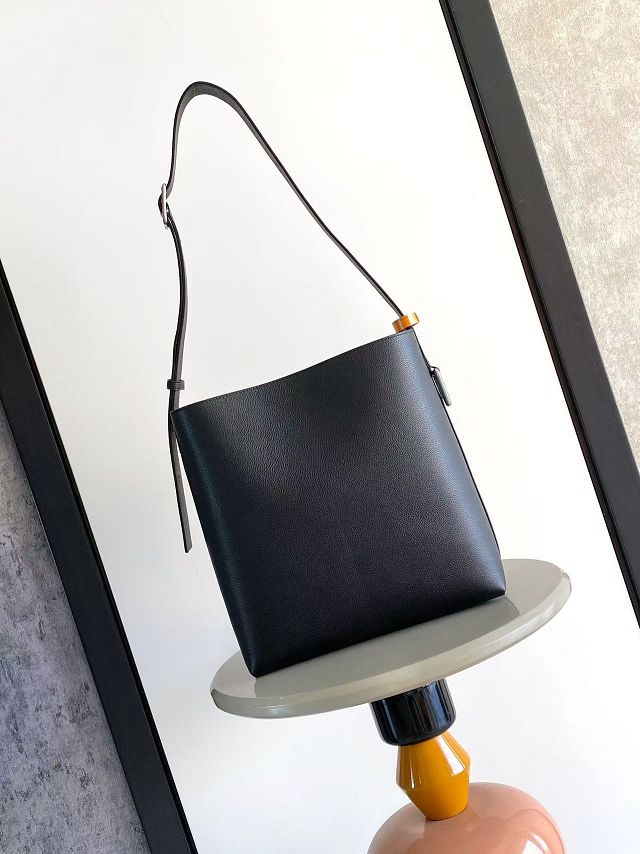 Louis vuitton original calfskin reversible verso hobo bag M27022 black