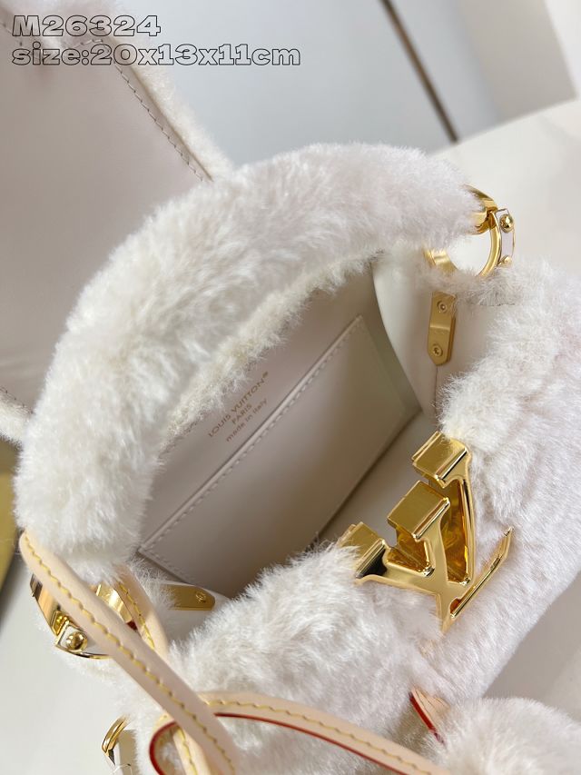 Louis vuitton original shearling capusnow bag M26324 white