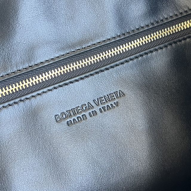 BV original calfskin large hop bag 803976 black