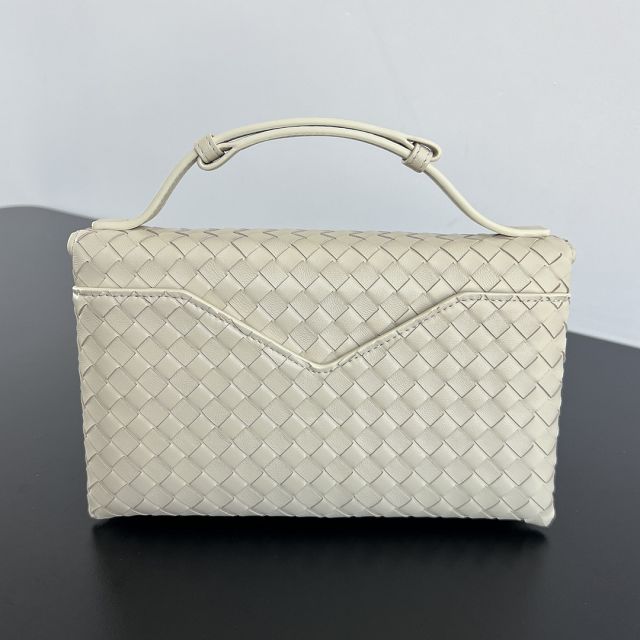 BV original lambskin knot lock bag 817191 sea salt